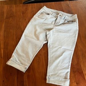 Striped denim capri pants